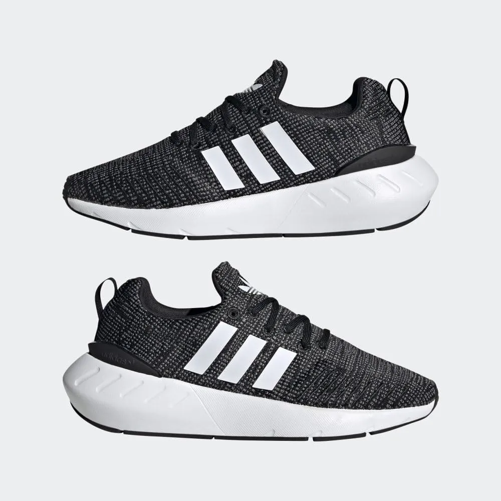 adidas Unisex-Child Swift Run 22 Sneaker