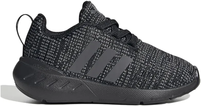 adidas Unisex-Child Swift Run 22 Sneaker