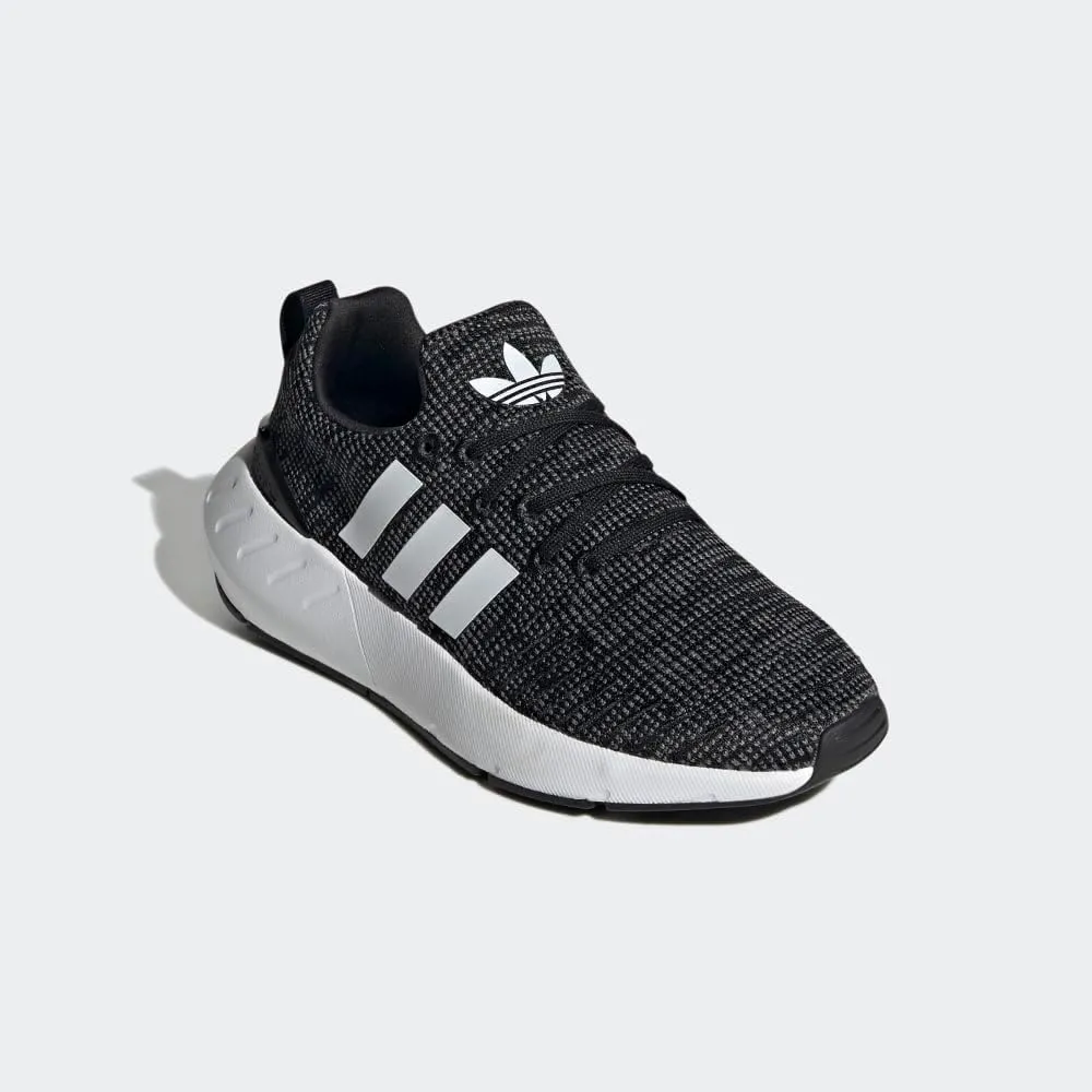adidas Unisex-Child Swift Run 22 Sneaker
