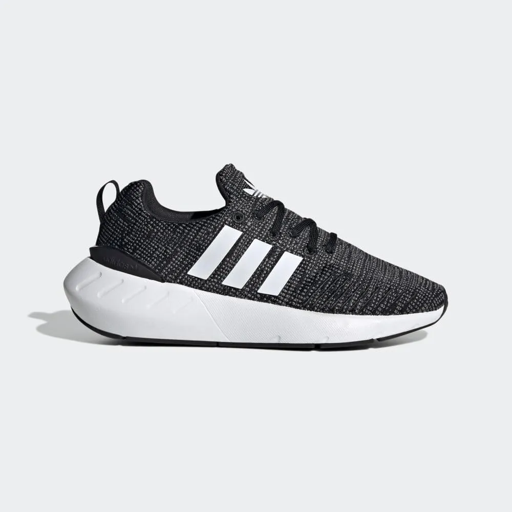 adidas Unisex-Child Swift Run 22 Sneaker