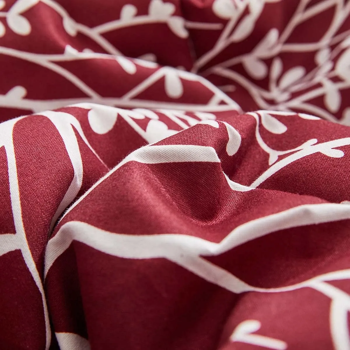Christmas Bed in a Bag Burgundy Red Comforter Sheet Set 7 Pieces King Size Tree Branch Soft X-max Holiday Bedding Set (1 Comforter 2 Pillow Shams 1 Flat Sheet 1 Fitted Sheet 2 Pillowcases)