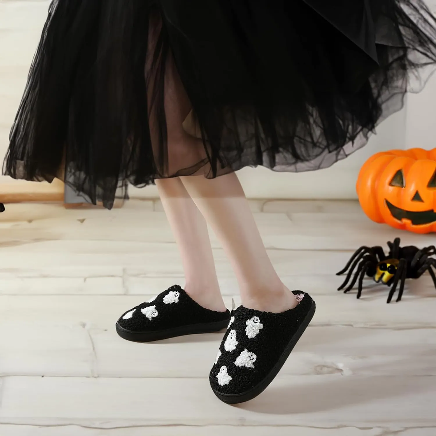 Halloween Christmas Slippers Holiday Slipper House Shoes Home Slipper for Women Fuzzy Outdoor Indoor Bedroom Slippers