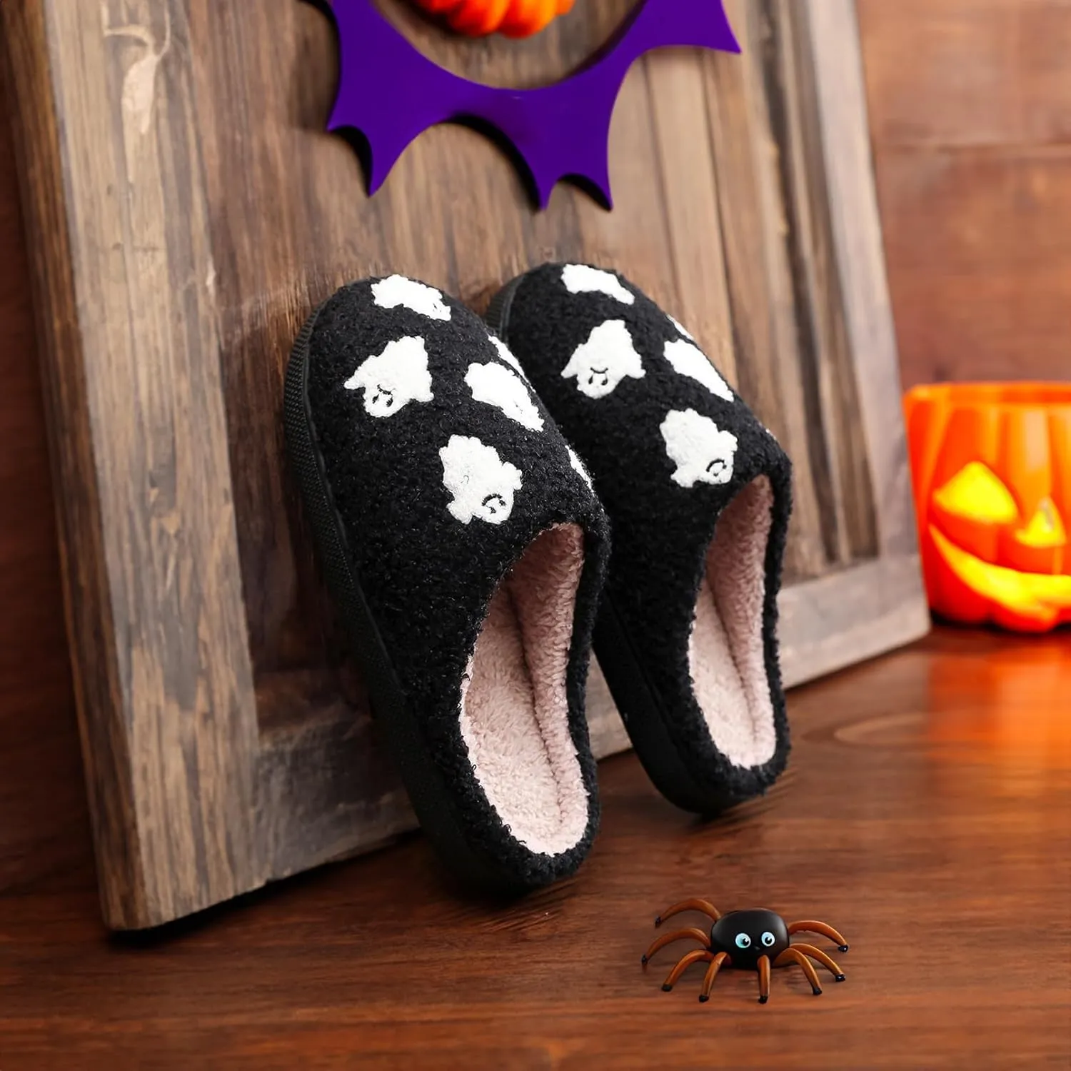 Halloween Christmas Slippers Holiday Slipper House Shoes Home Slipper for Women Fuzzy Outdoor Indoor Bedroom Slippers