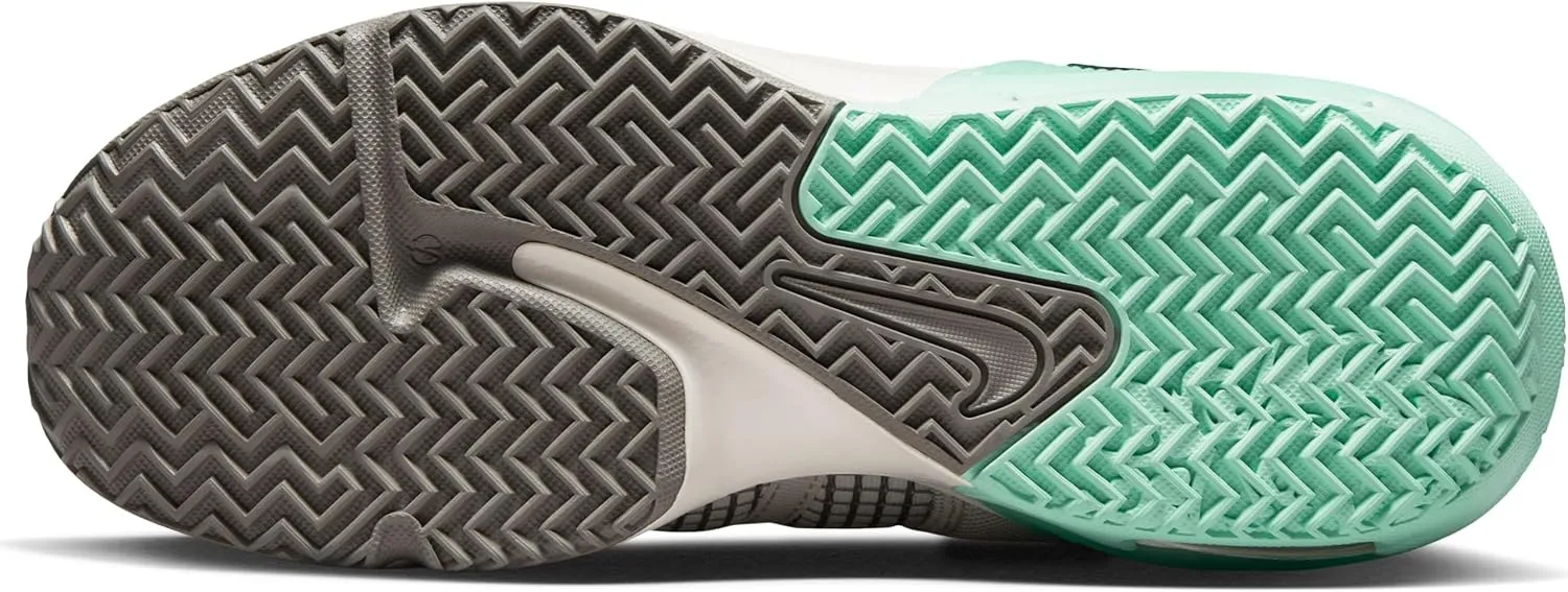 NIKE Men's Sneaker Three Quarters Tall