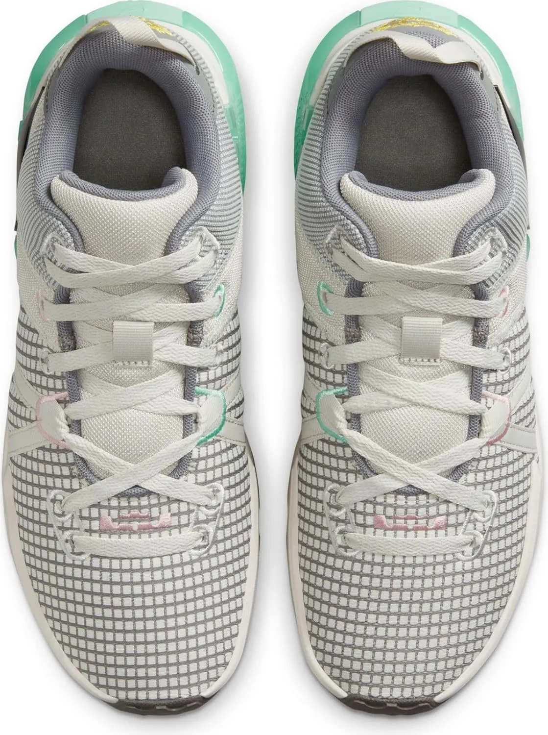 NIKE Men's Sneaker Three Quarters Tall