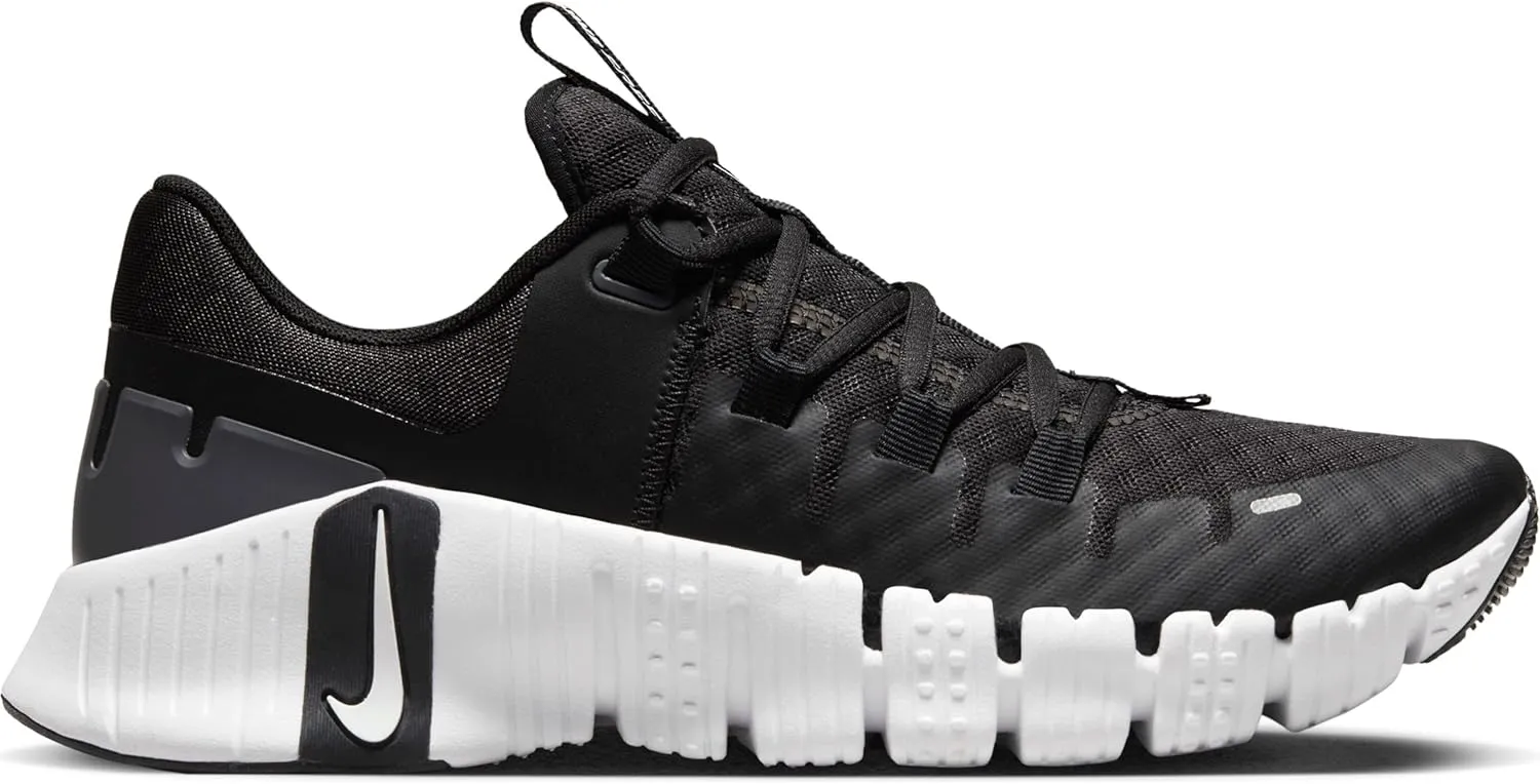 Nike Women's Sneaker, 0