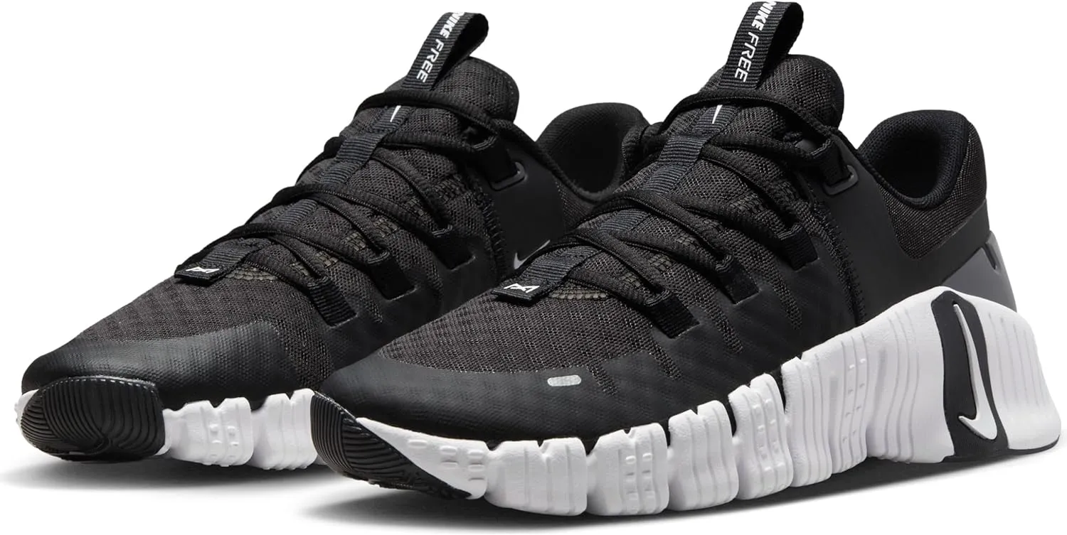 Nike Women's Sneaker, 0