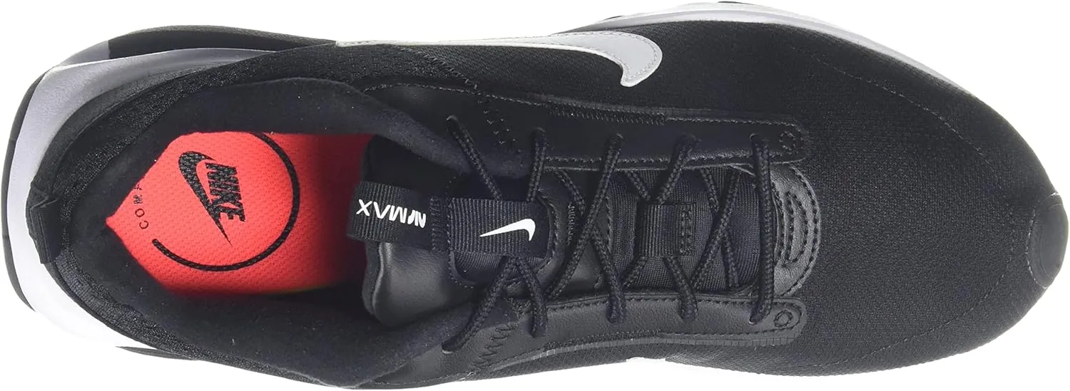 NIKE Women's Sneaker