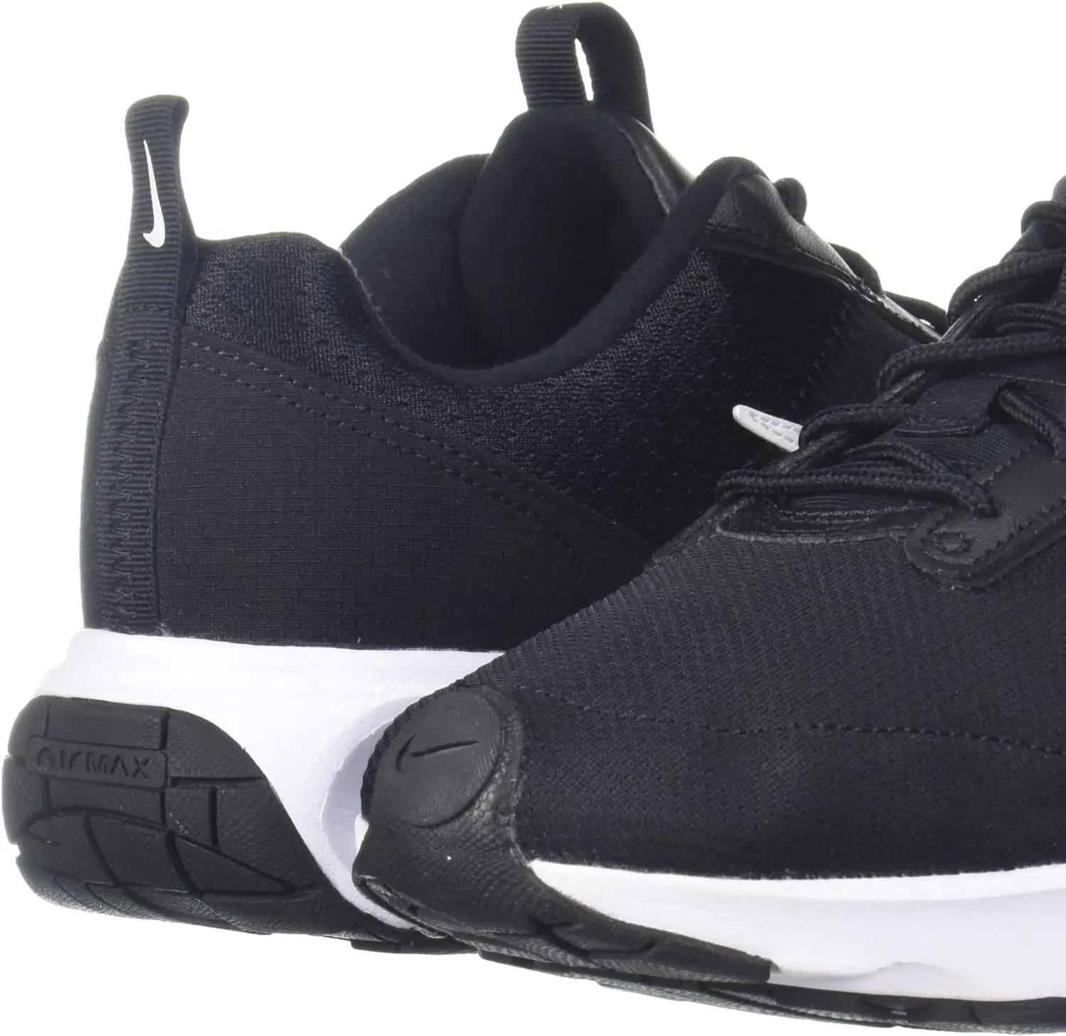 NIKE Women's Sneaker