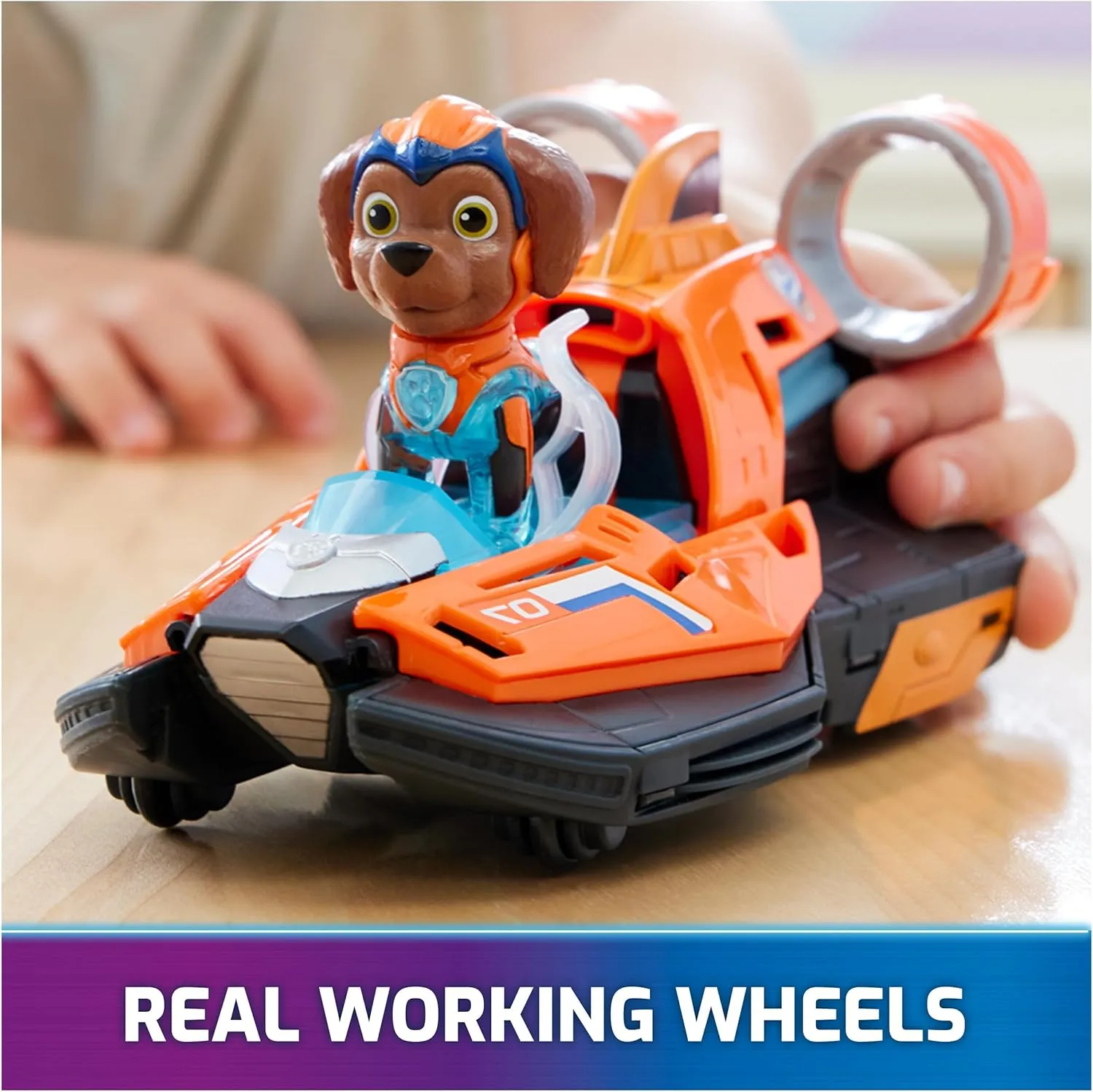Paw Patrol: The Mighty Movie, Toy Jet Boat with Zuma Mighty Pups Action Figure, Lights and Sounds, Kids Toys for Boys & Girls 3 