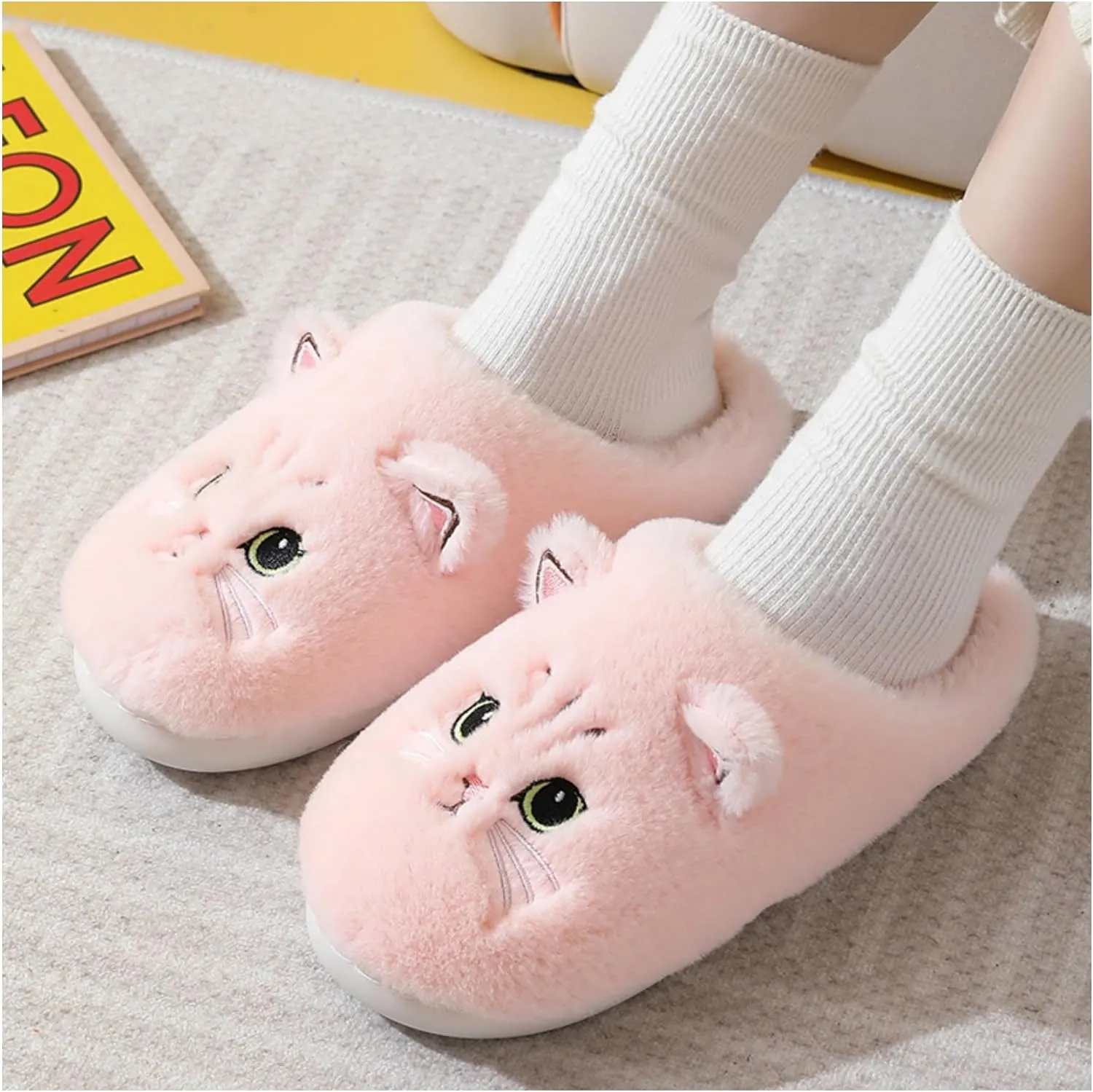 Plush animal slippers, soft and comfortable slippers, women's home slippers, bedroom cat girl plush slippers