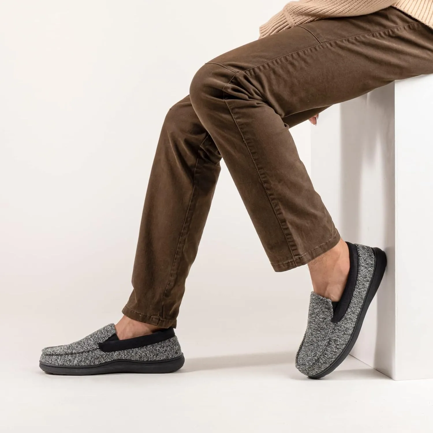 RockDove Men's Sherpa Lined Memory Foam Moc Slipper