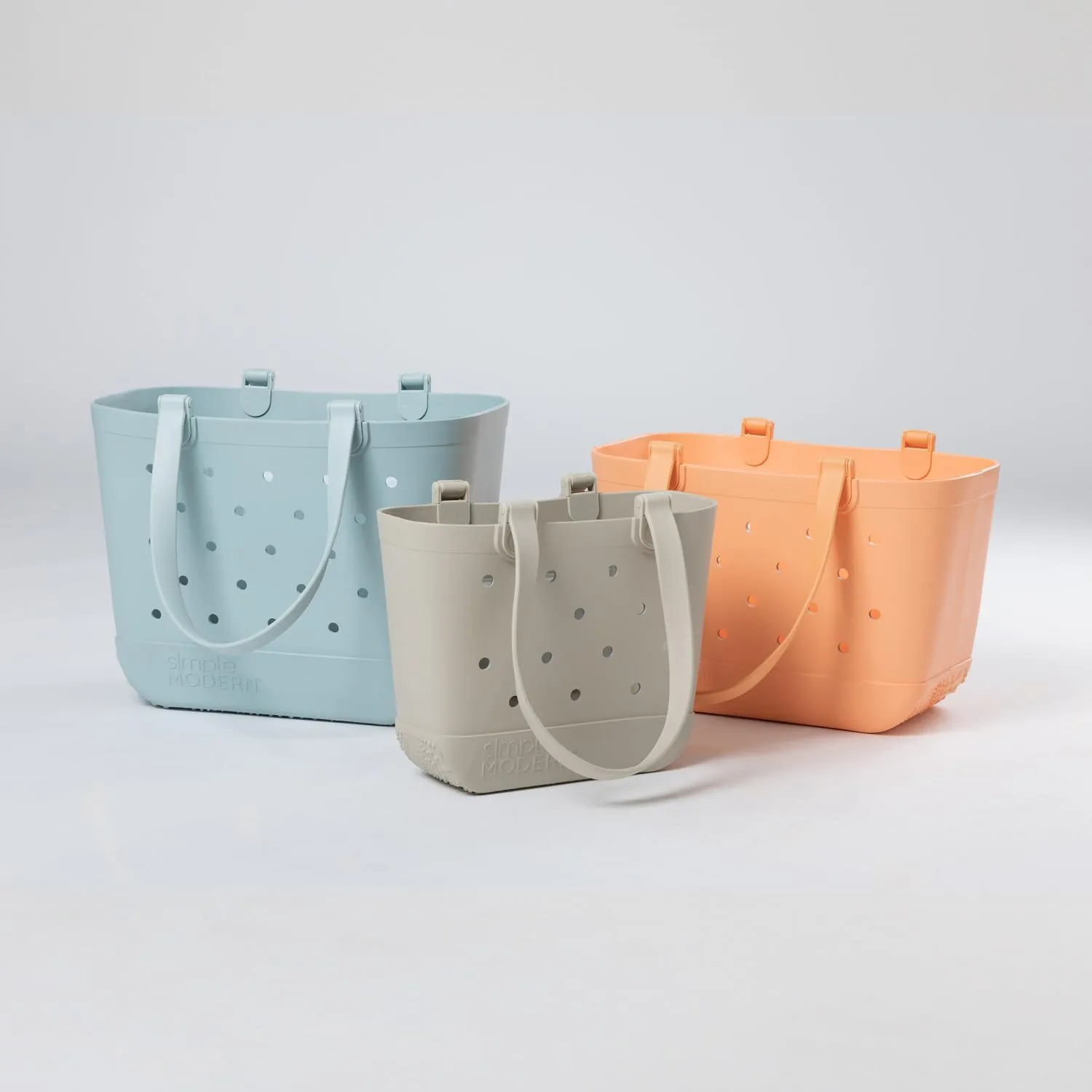 Simple Modern Extra-Large Beach Bag | Waterproof Getaway Rubber Tote with Zipper Pocket for Travel, Pool, Boat, Groceries, Sports | Almond Birch