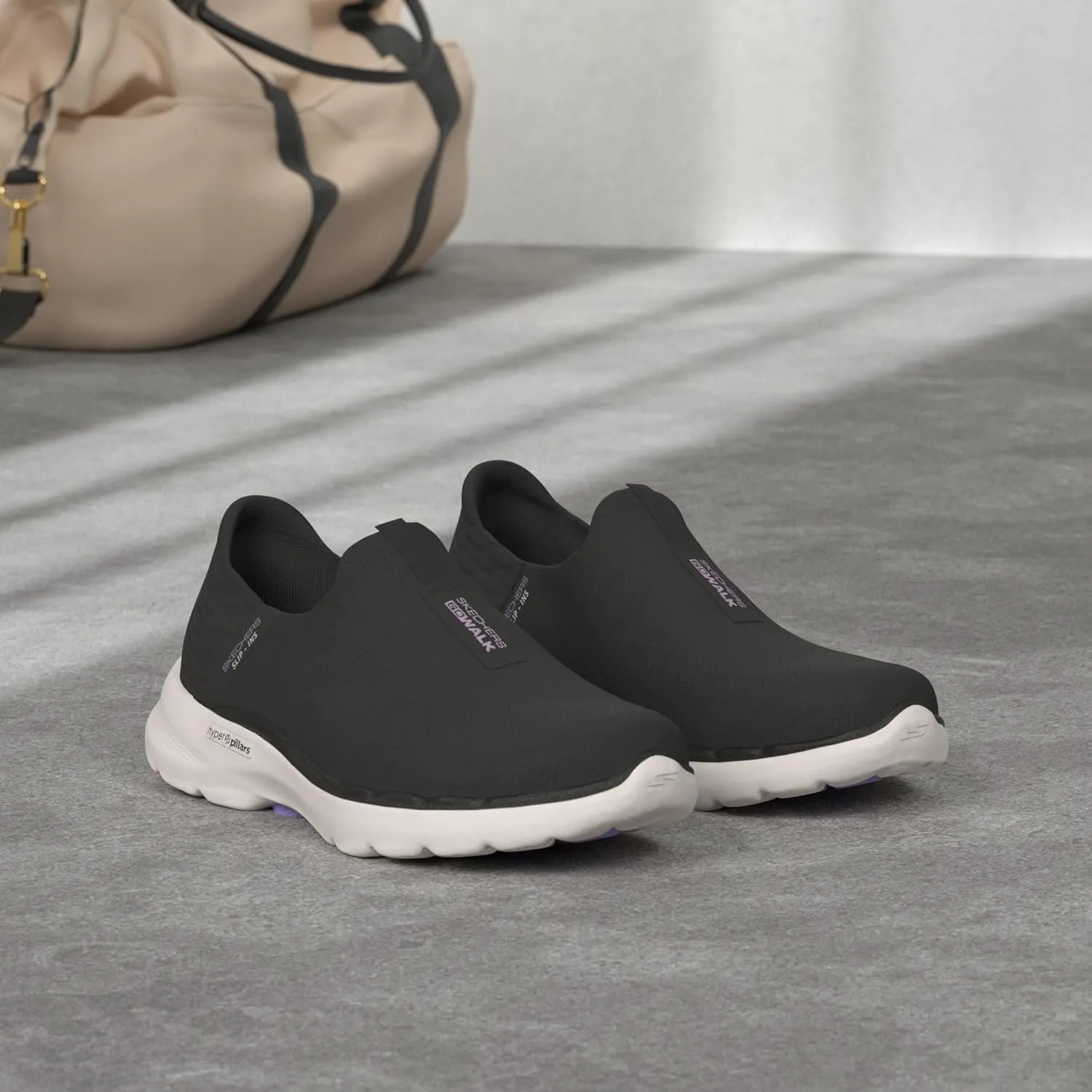 Skechers Women's Hands Free Slip-ins Go Walk 6-Fabulous View Sneaker
