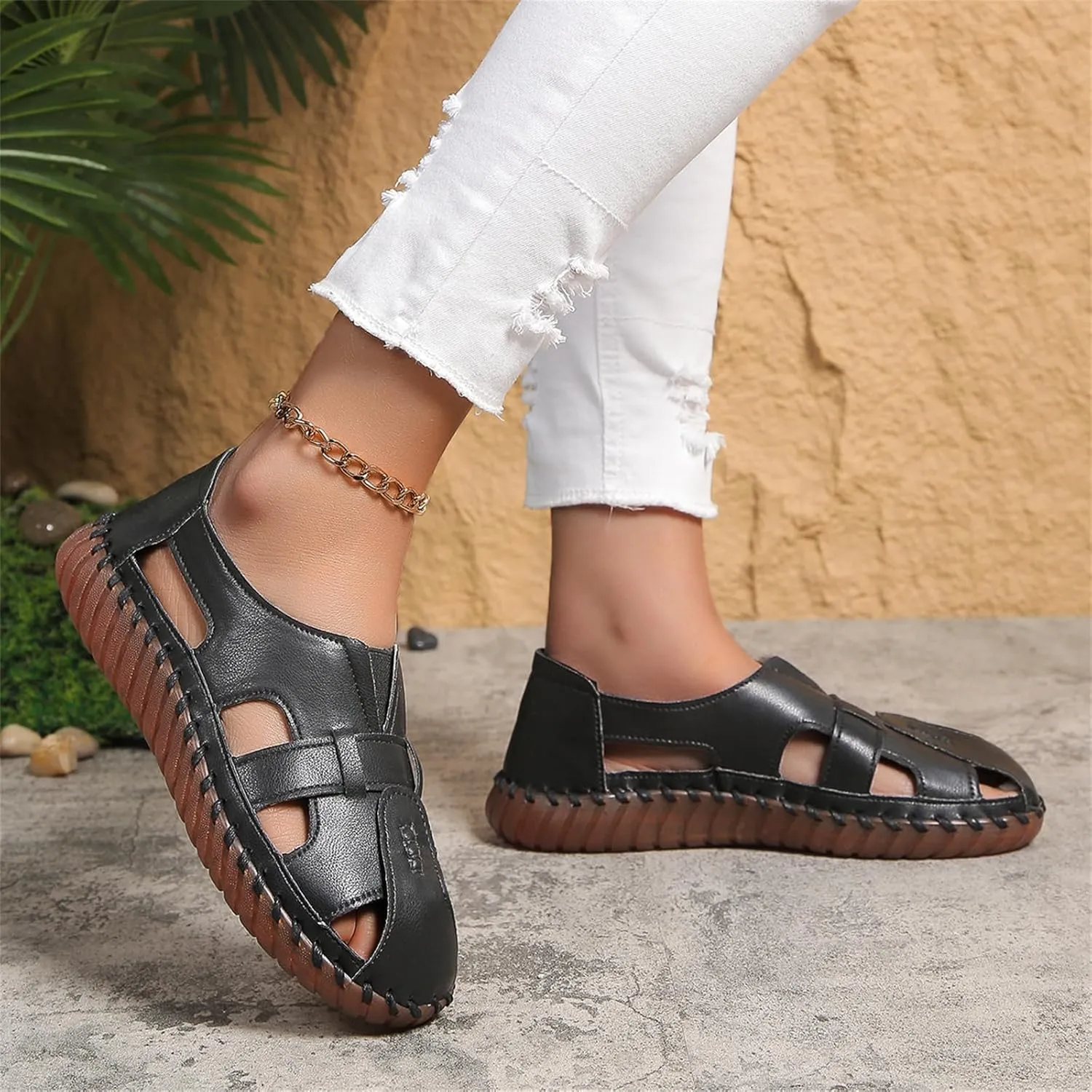 Soft Comfortable Sandals for Women Summer Casual Closed Toe Hollow Out Slip On Loafers Flat Fisherman Sandal Comfy Cute Breathable Orthopedic Beach Cowhide Loafers Comfort Driving Shoes