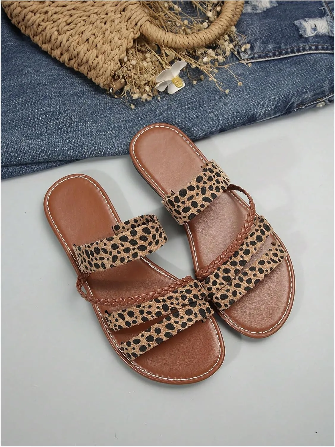 Verdusa Women's Braided Strappy Flat Sandals Summer Slides Open Toe Beach Shoes