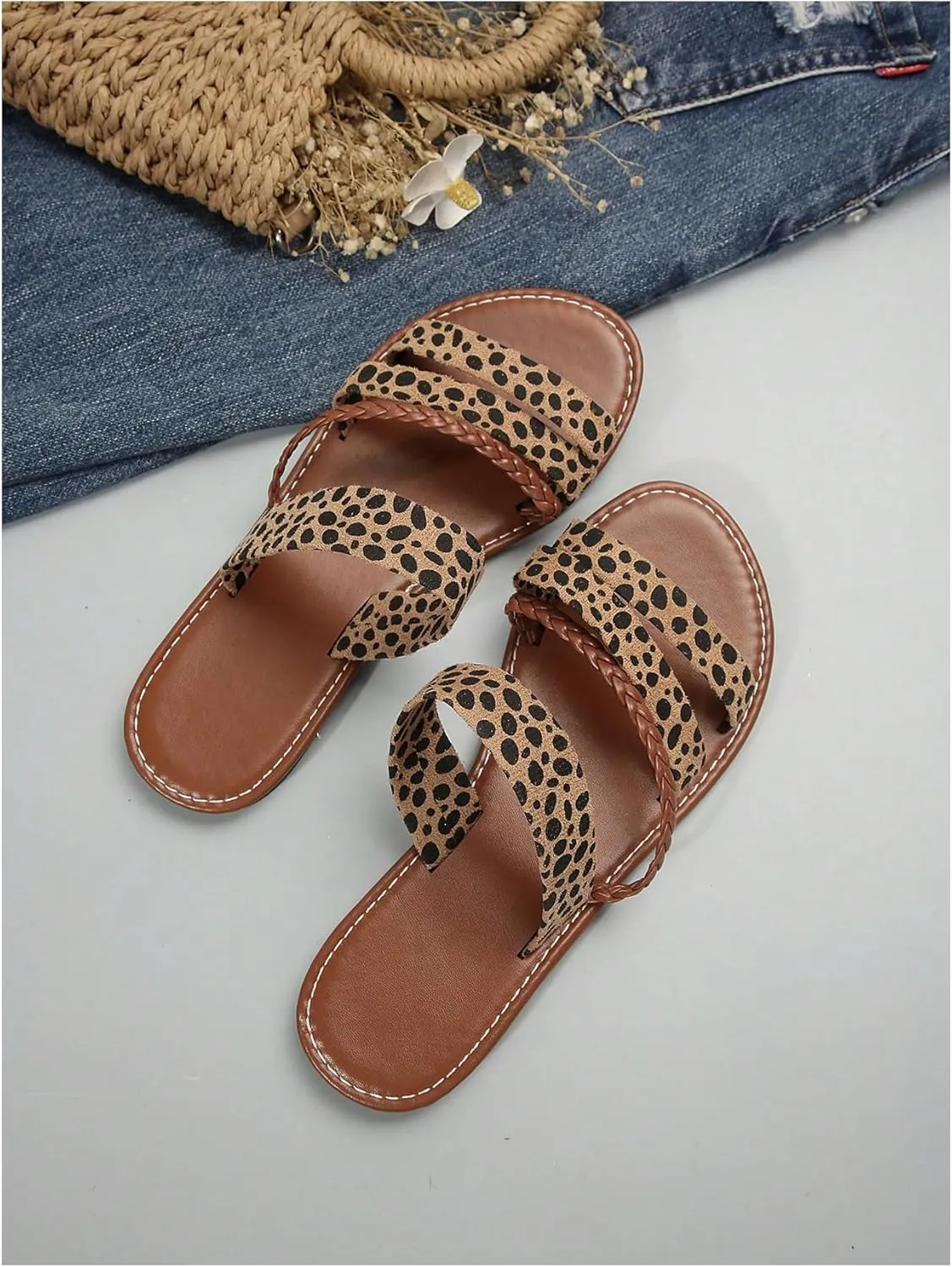 Verdusa Women's Braided Strappy Flat Sandals Summer Slides Open Toe Beach Shoes