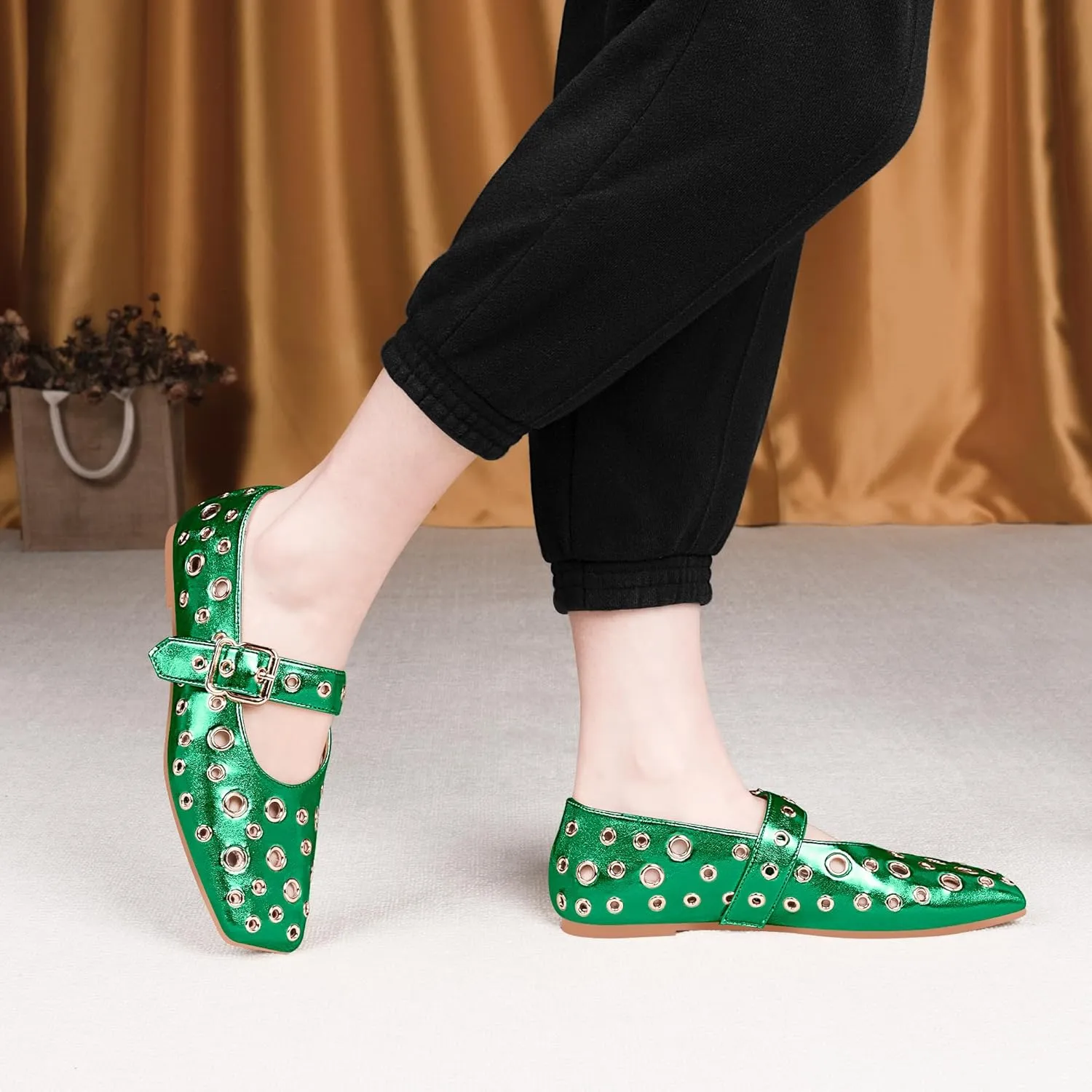 Women's Ballet Flats Studded Metal Eyelet Buckle Perforated Mary Jane Shoes