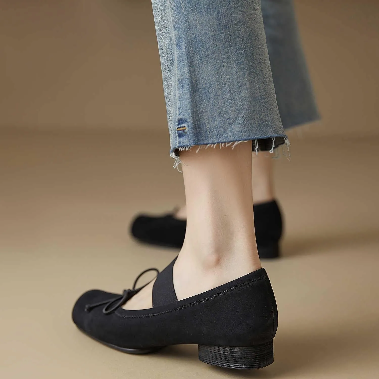 Womens Nubuck Leather Ballet Flats, Retro Square Toe with Wide Elastic Crisscross Band Low Thin Heel Shoes for Everyday Wear