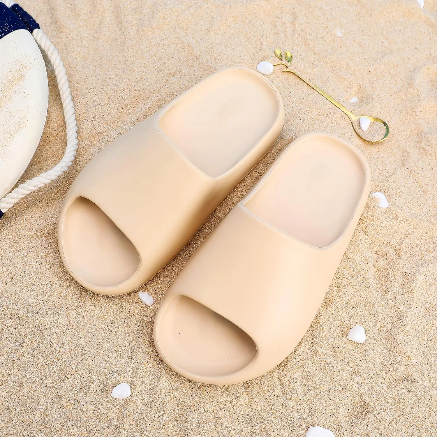 XTJSCBDSH Kids Cloud Slides Boys Girls Pillow Slippers – Slip-On Slide Sandals, Summer Beach Pool Shoes, Indoor and Outdoor